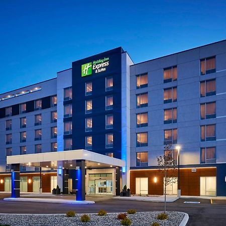 Holiday Inn Express & Suites Windsor East - Lakeshore By Ihg Tecumseh Eksteriør bilde