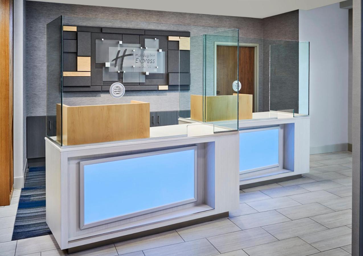 Holiday Inn Express & Suites Windsor East - Lakeshore By Ihg Tecumseh Eksteriør bilde