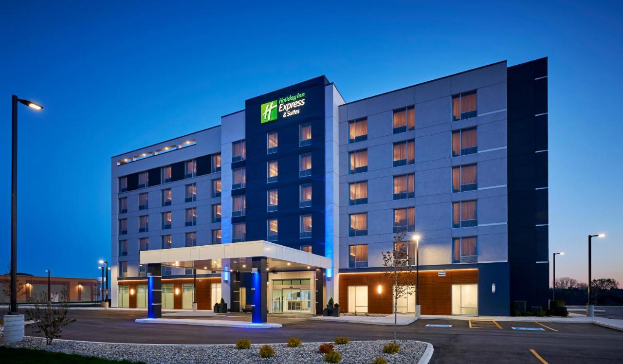 Holiday Inn Express & Suites Windsor East - Lakeshore By Ihg Tecumseh Eksteriør bilde