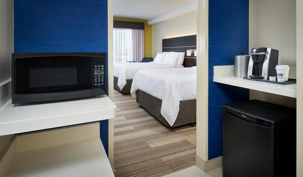 Holiday Inn Express & Suites Windsor East - Lakeshore By Ihg Tecumseh Eksteriør bilde